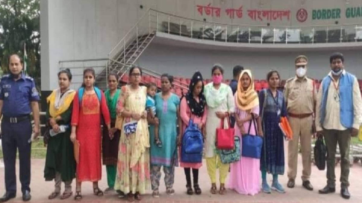ভারতে সাজাভোগ শেষে দেশে ফিরেছেন ৮ নারী