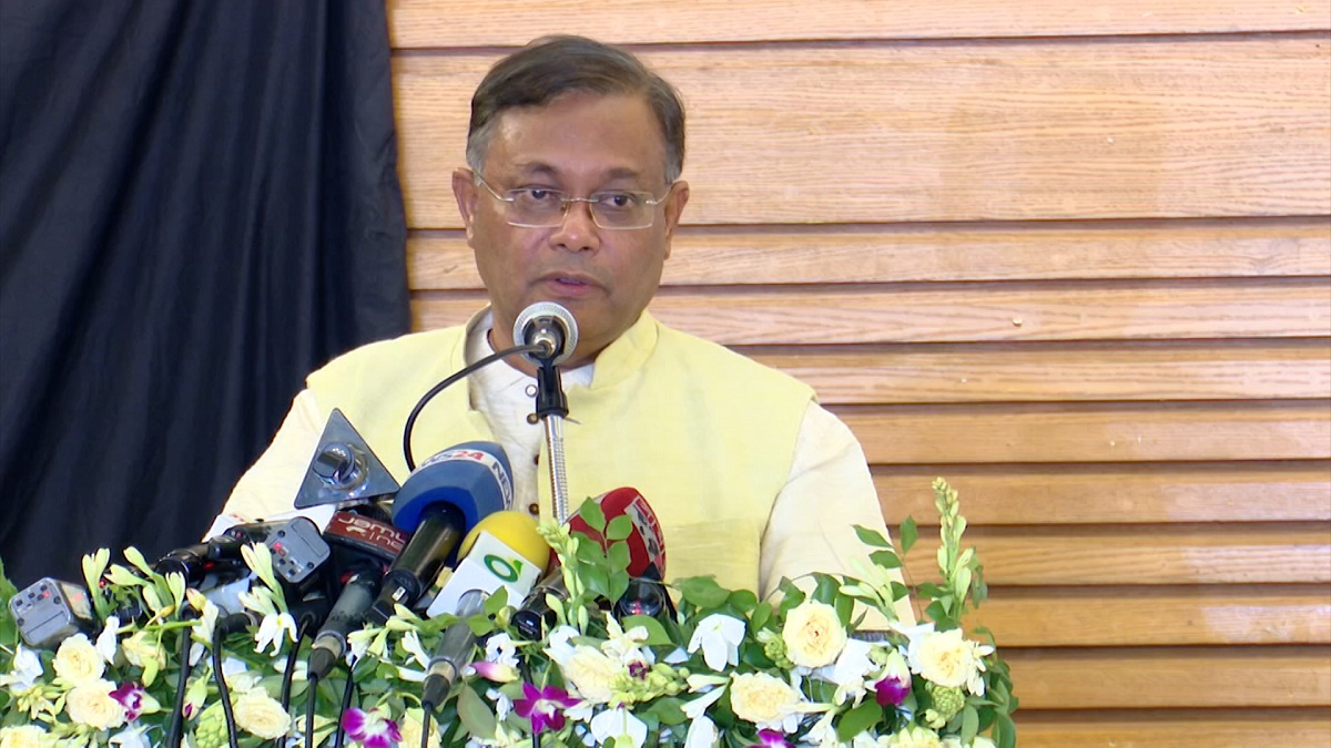 ভারত সম্পর্কে নেতিবাচক ধারণা তৈরি হয় এমন সংবাদ প্রচারে সতর্ক হতে তথ্যমন্ত্রীর অনুরোধ