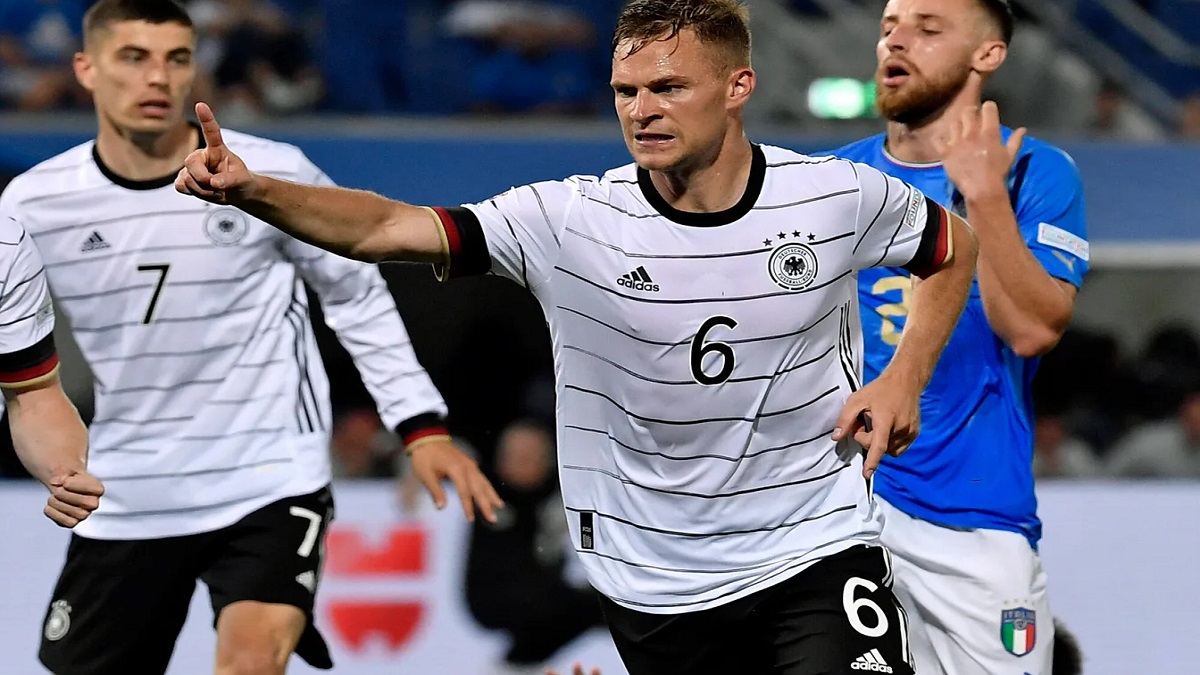 আর্জেন্টিনার বিপক্ষের একাদশ থেকে ১০ পরিবর্তন এনে জার্মানির সাথে ড্র ইতালির