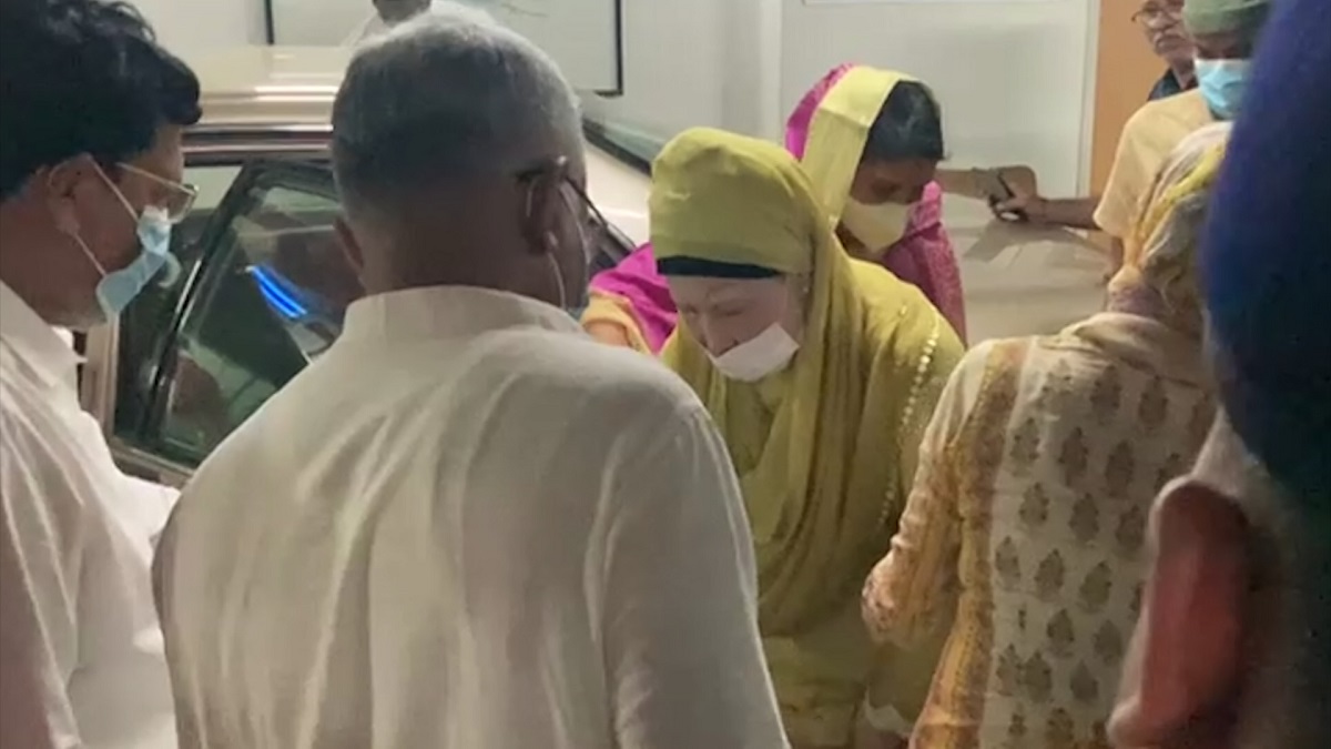 সিসিইউতে খালেদা জিয়া