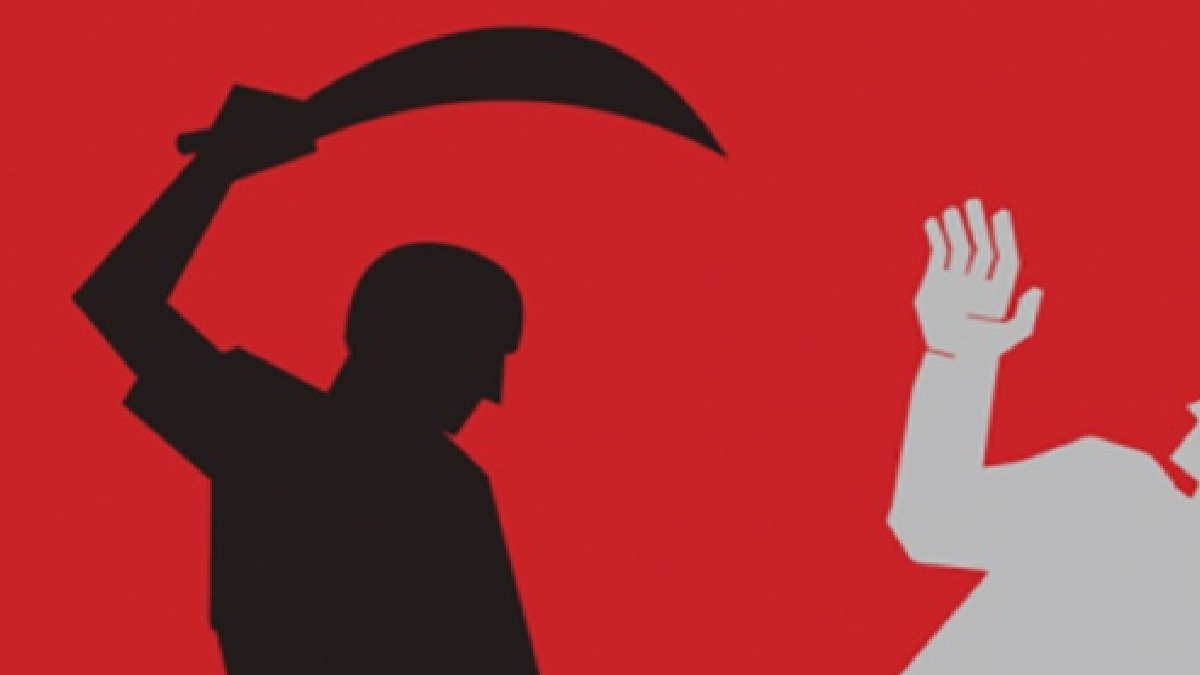 বোনকে উত্ত্যক্তের প্রতিবাদ করায় শিক্ষক ভাইকে কোপাল দুবৃত্তরা