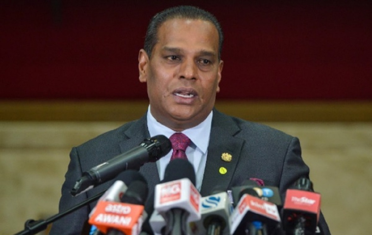 অভিবাসী কর্মীদের বেতন কাটলে নিয়োগকর্তাদের কোটা বাতিল: মালয়েশিয়ার মানবসম্পদমন্ত্রী