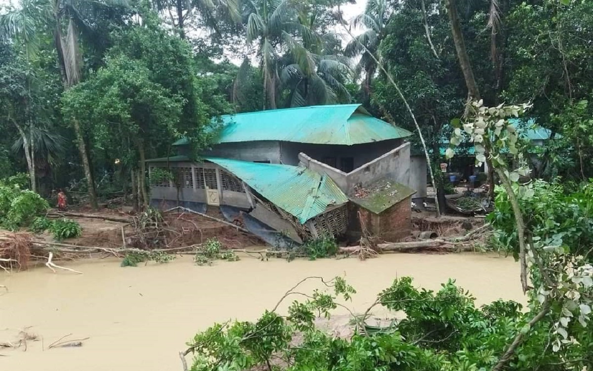 নেত্রকোণার বন্যায় পানিবন্দি সাত লাখ মানুষ, উদ্ধারে নামছে সেনাবাহিনী