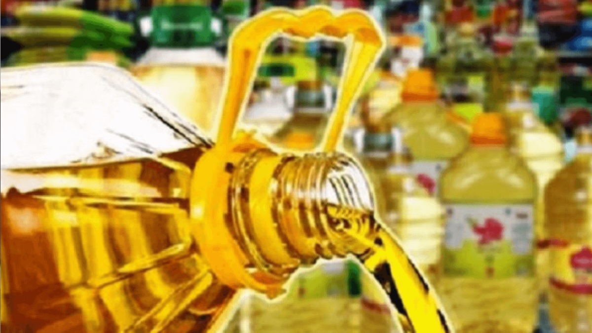 বোতলজাত সয়াবিন তেলের দাম লিটারে ৬ টাকা কমেছে