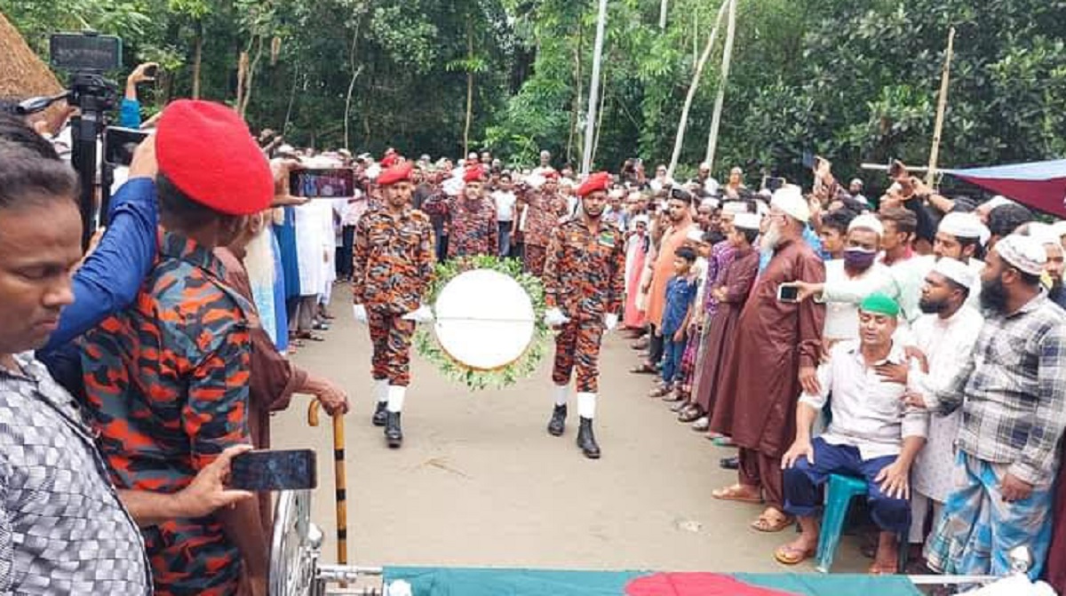 মরদেহ আনতেও হাসপাতালে টাকা দিতে হলো ফায়ার ফাইটার রনির পরিবারের!