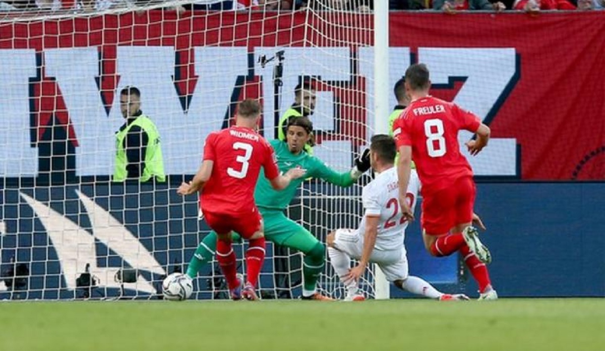 তৃতীয় ম্যাচে এসে জয়ের দেখা পেলো স্পেন