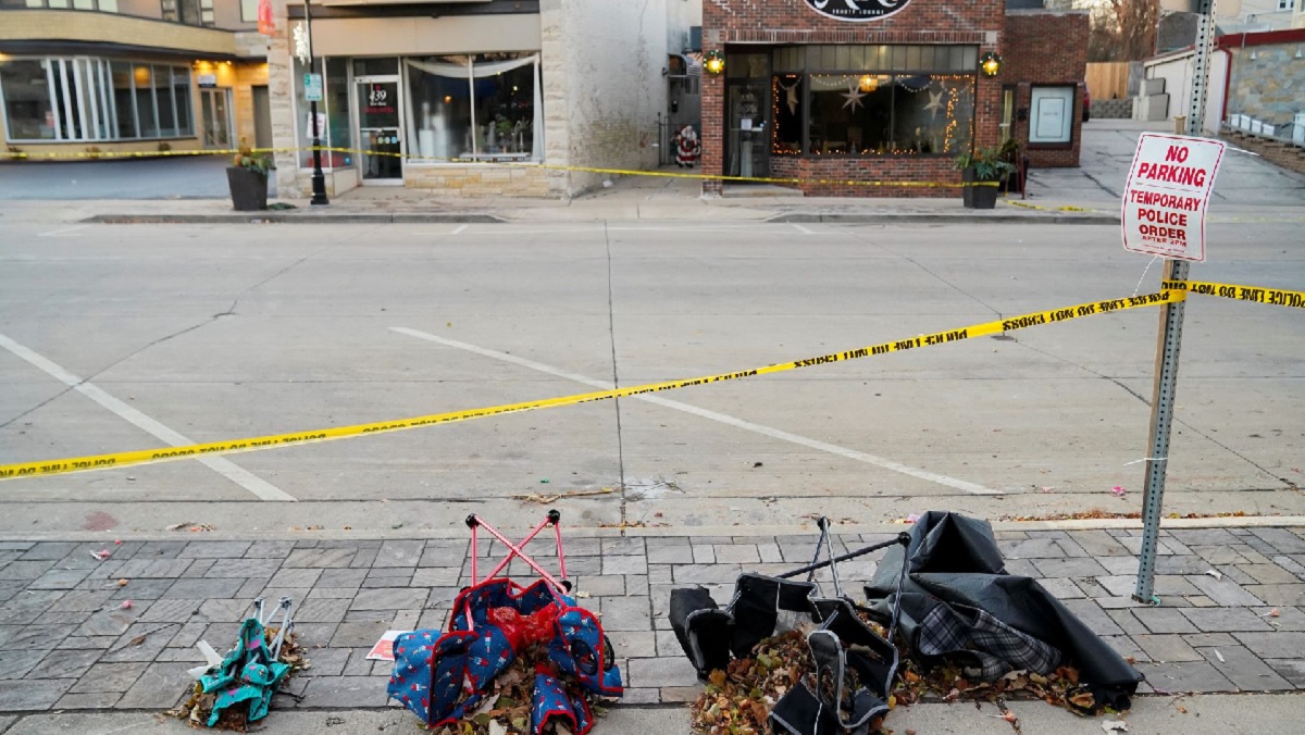 যুক্তরাষ্ট্রে এবার শেষকৃত্য অনুষ্ঠানে বন্দুক হামলা, নিহত ২