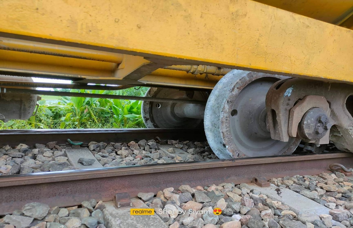 সিলেটের সাথে ঢাকা-চট্টগ্রামের ট্রেন চলাচল বন্ধ