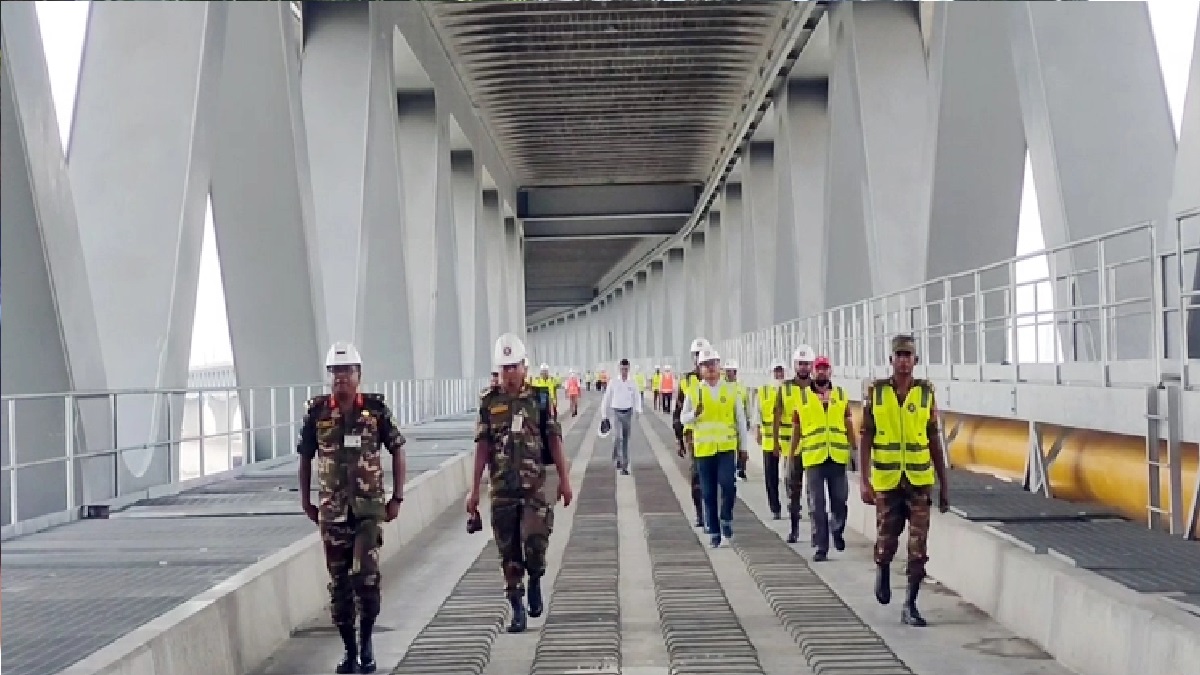 পদ্মা সেতু বন্ধ না রেখেই রেলপথের কাজ করতে চায় কর্তৃপক্ষ