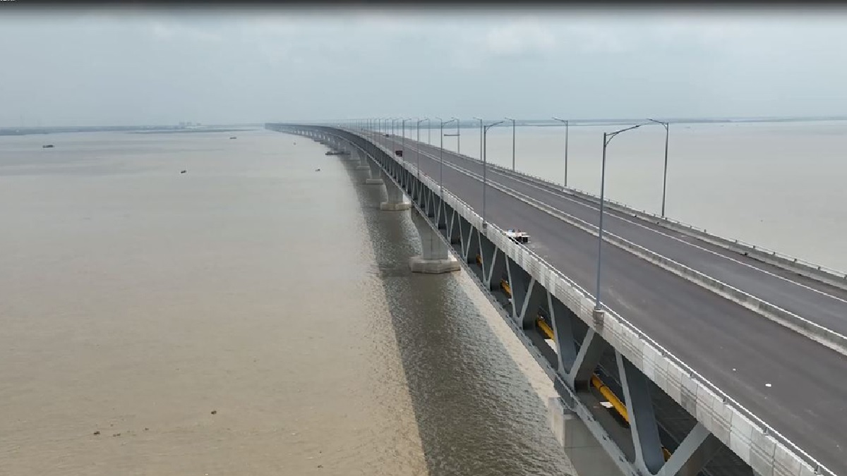 পদ্মা সেতু: আ. লীগ সরকারের অন্যতম রাজনৈতিক বিজয়?