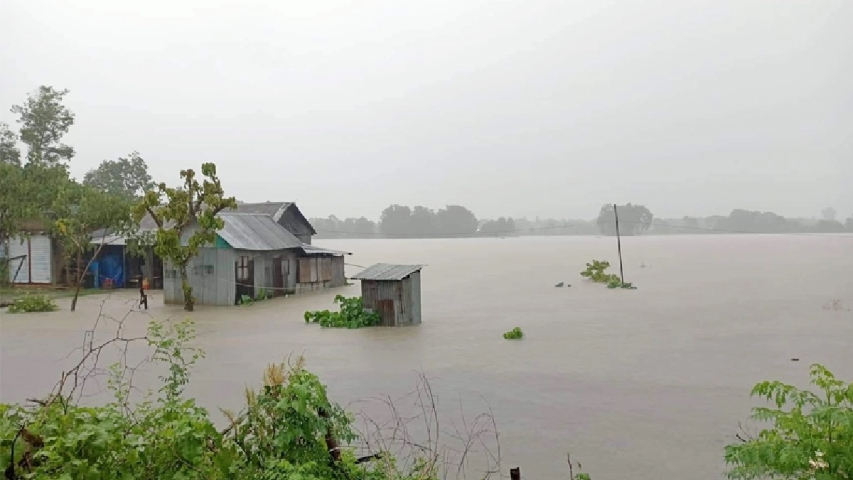বৃষ্টিতে নতুন করে বন্যা পরিস্থিতি অবনতির আশঙ্কা সুনামগঞ্জে
