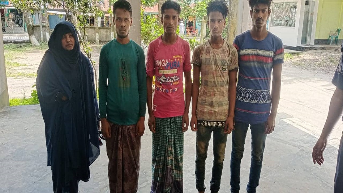 সুবর্ণচরে তরুণীসহ ৫ রোহিঙ্গা আটক