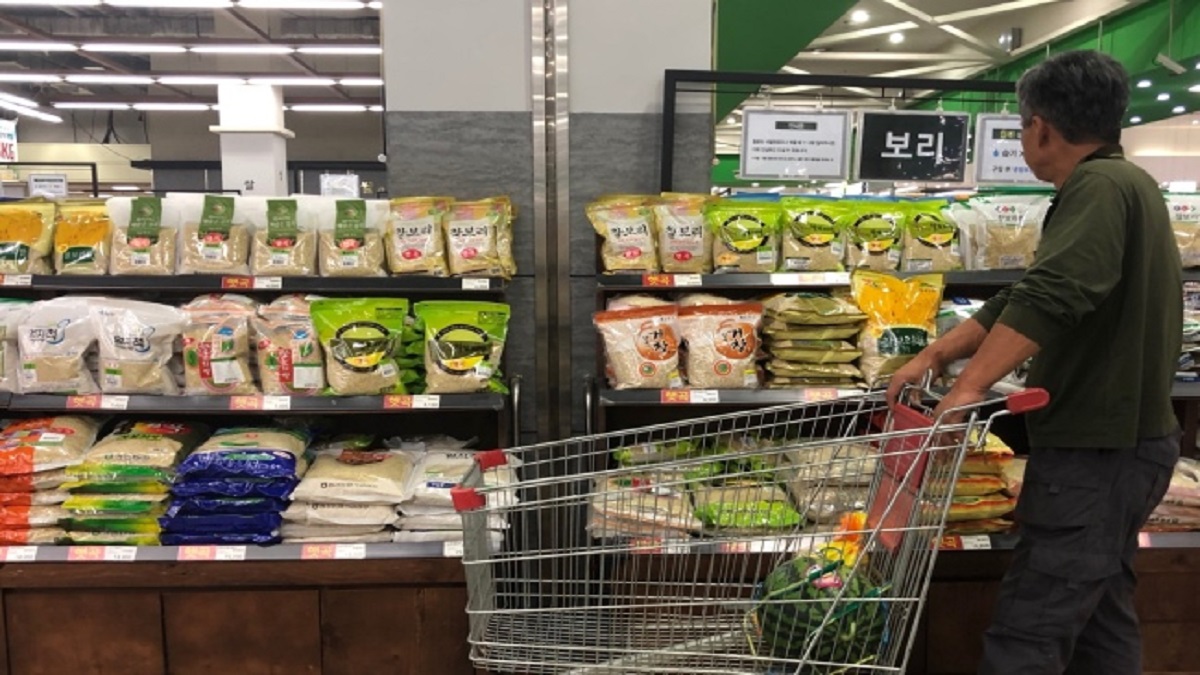 দক্ষিণ কোরিয়ায় ৩০ বছরের সর্বোচ্চ মূল্যস্ফীতি