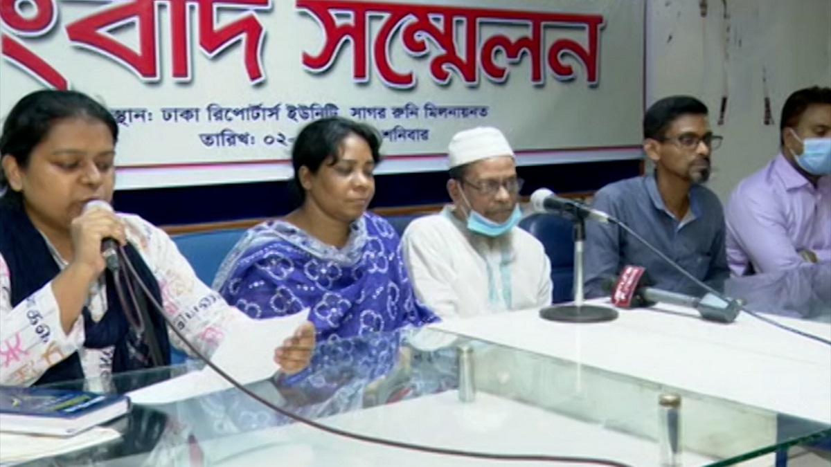 বকশিবাজারে মসজিদ ভাঙা নিয়ে ১টি পরিবারকে মামলা ও প্রাণনাশের হুমকির অভিযোগ