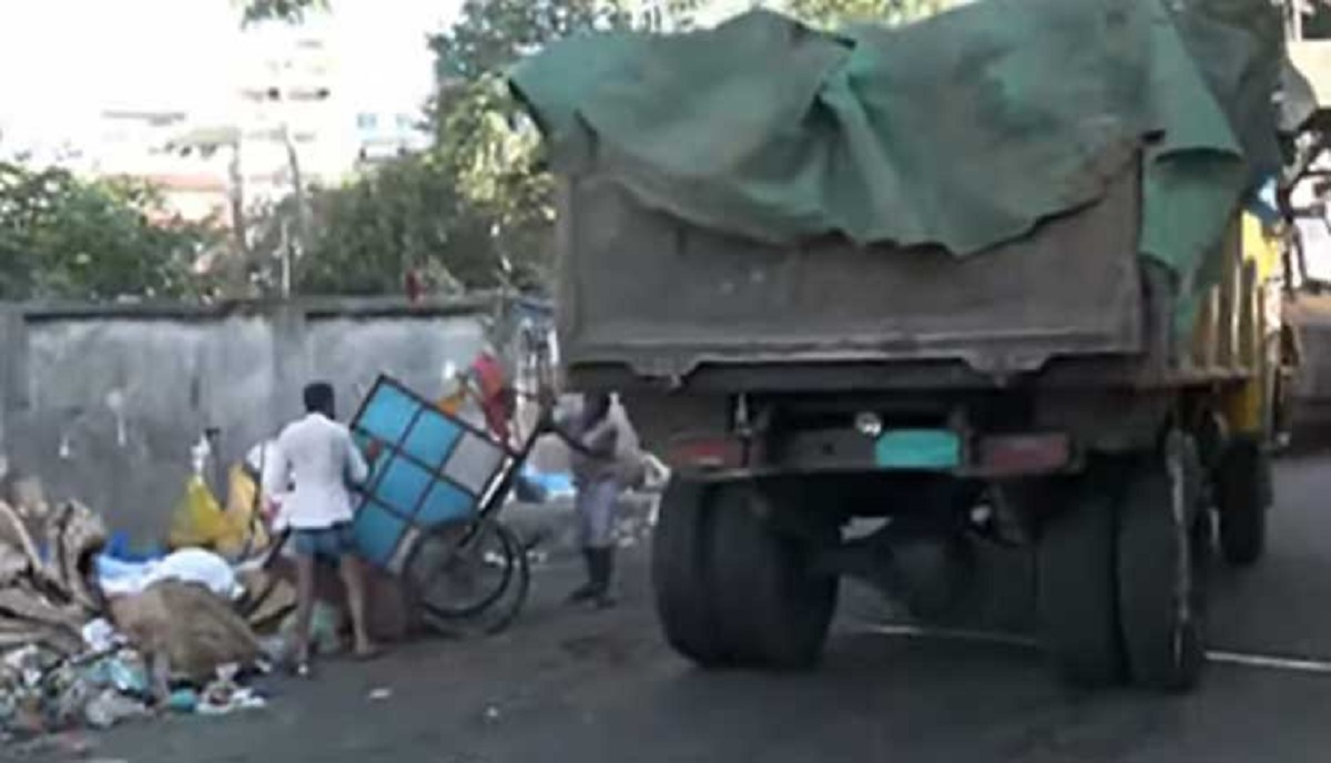 ঢাকা উত্তরের ৯৫, দক্ষিণের ৮৫ শতাংশ বর্জ্য অপসারণের দাবি