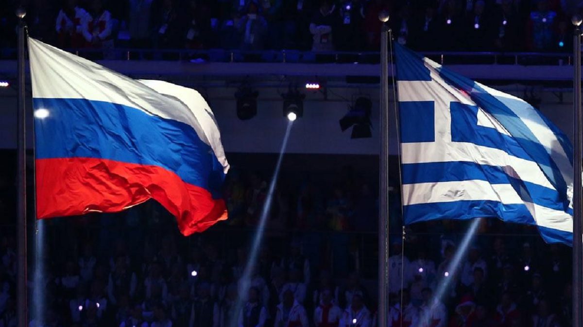 বুলগেরিয়া থেকে দেশে ফিরছেন বরখাস্ত হওয়া ৭০ রুশ কূটনীতিক