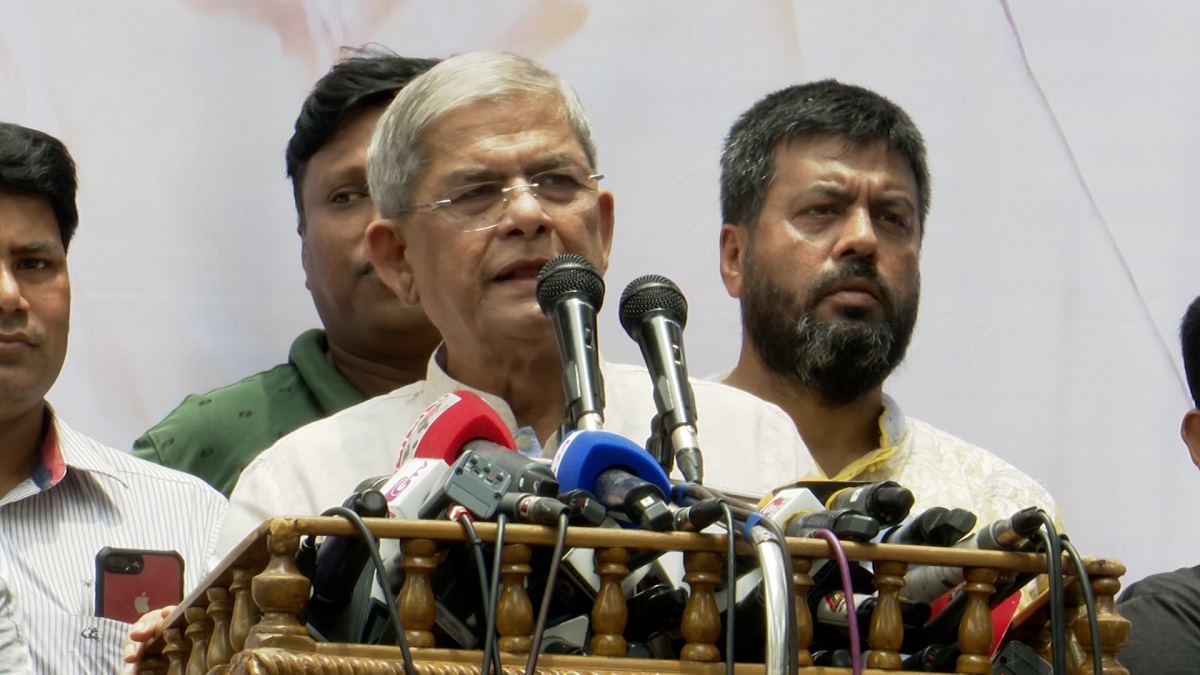 ‘সরকার যেভাবে লুটপাট করছে, তা ইতিহাসে খুঁজে পাওয়া যাবে না’