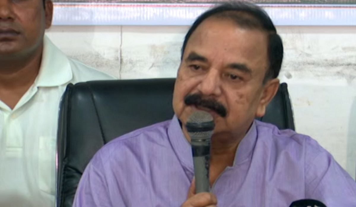 খালেদা জিয়ার চিকিৎসা ইস্যুতে সরকারের মন্ত্রীরা আগ বাড়িয়ে কথা বলছেন: গয়েশ্বর