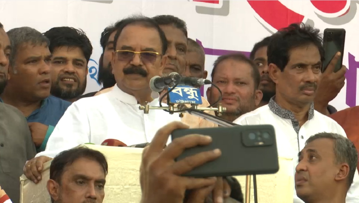 সরকার পতনে হরতাল, অবরোধের মতো কর্মসূচি দিতে পারে বিএনপি: গয়েশ্বর