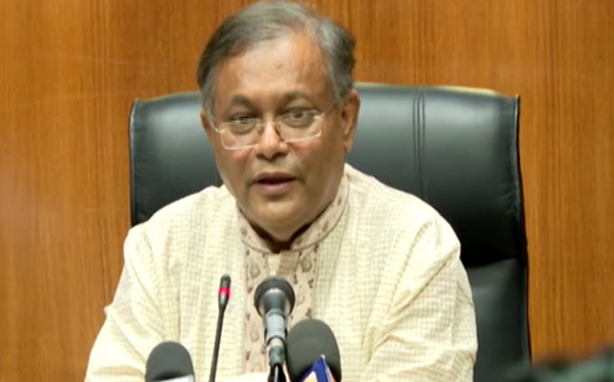 বিএনপি সব সময় বিদেশিদের কাছে ছুটে যায়: তথ্যমন্ত্রী