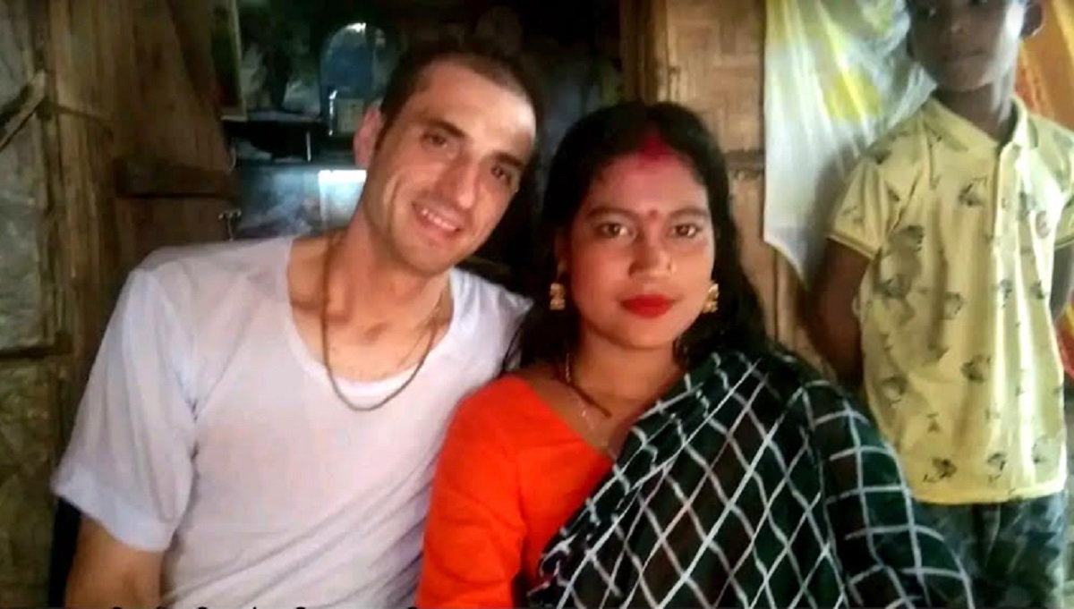 প্রেমের পূর্ণতা দিতে ঠাকুরগাঁওয়ে ইতালিয়ান যুবক, ভিড় এড়াতে গা ঢাকা