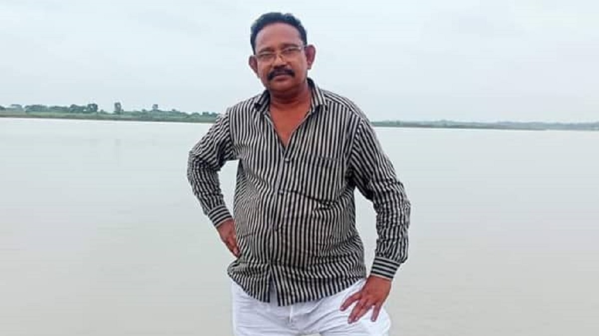 ফরিদপুরে মোটরসাইকেলের নিয়ন্ত্রণ হারিয়ে সাংবাদিক নিহত