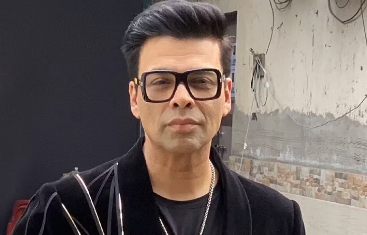 আসামে বন্যার্তদের ১১ লাখ রুপি দান করলেন করণ জোহর