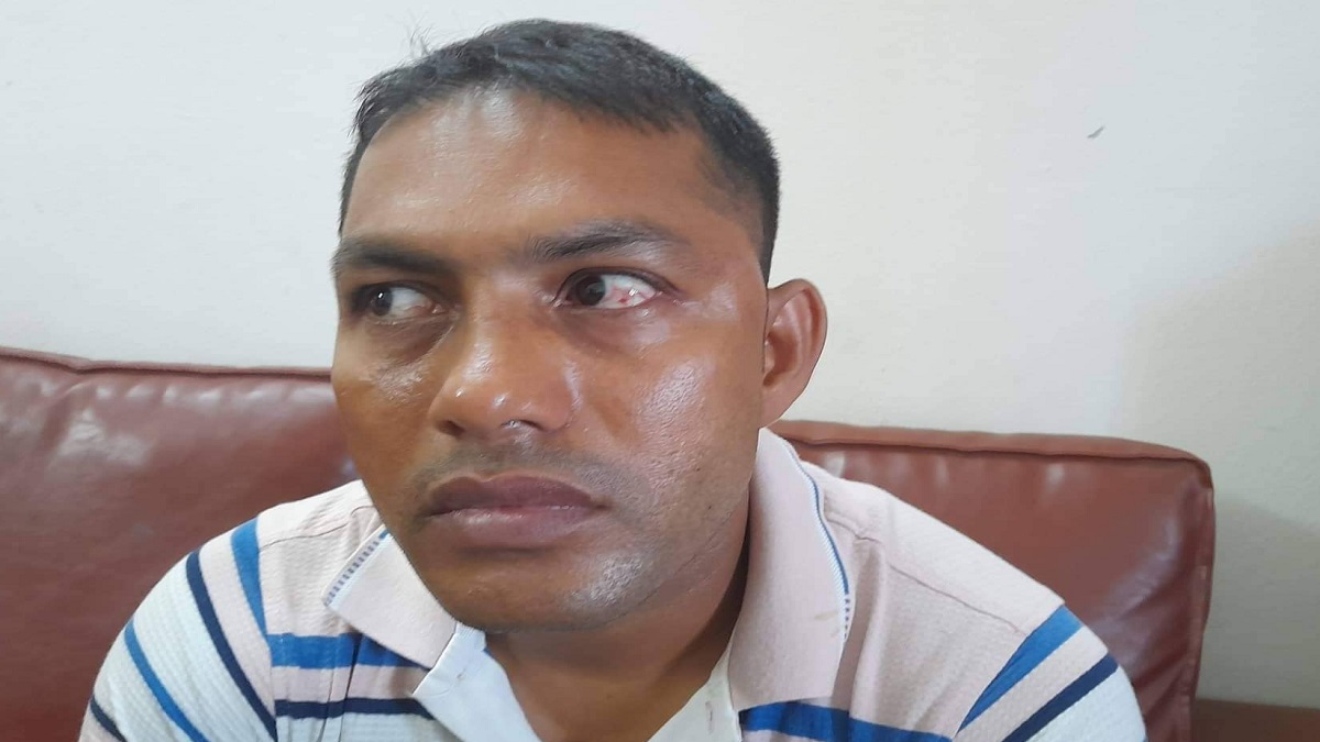 খুলনা মেডিকেলের টেকনোলজিস্টকে মারধরের অভিযোগ রেলওয়ে গার্ডের বিরুদ্ধে