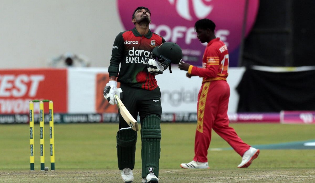 ইনিংসের শুরুতেই ৩ উইকেট হারিয়ে চাপে বাংলাদেশ