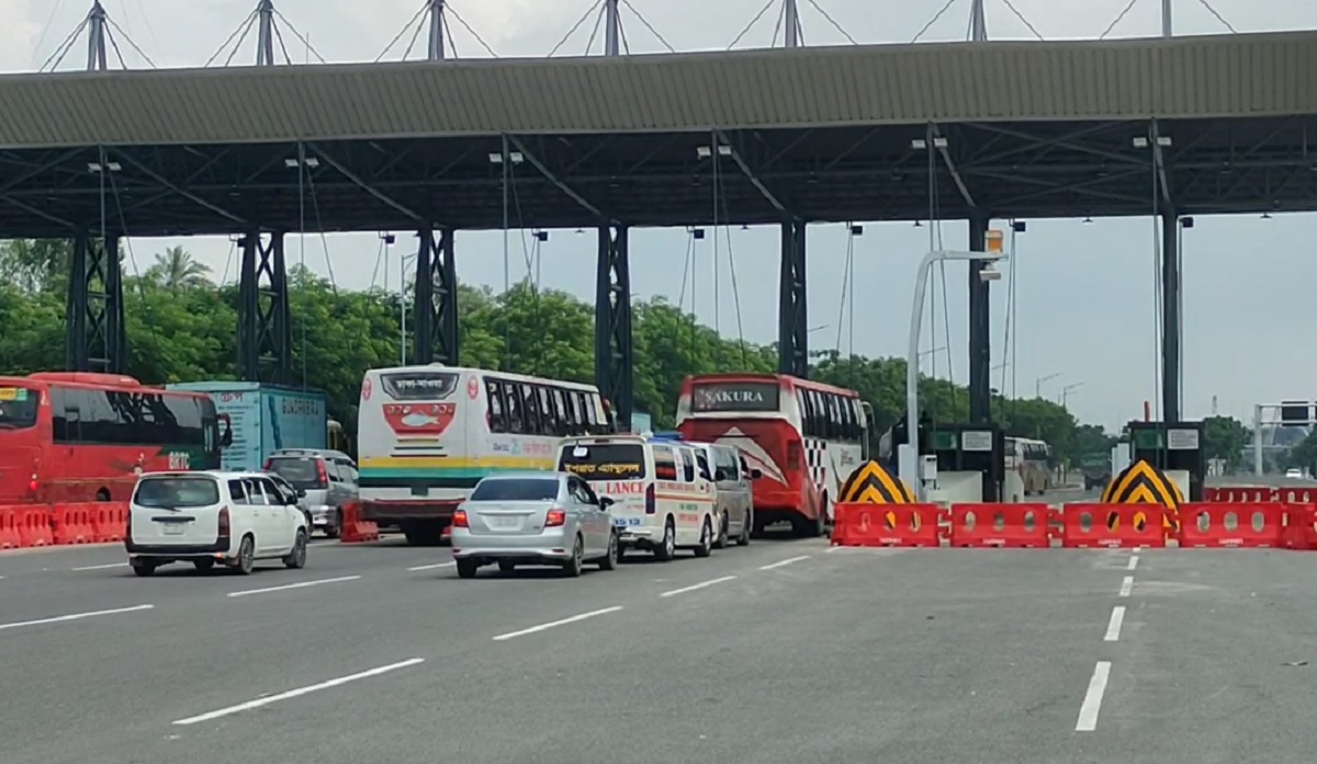 পদ্মা সেতুতে তিন দিনে প্রায় ১১ কোটি টাকা টোল আদায়