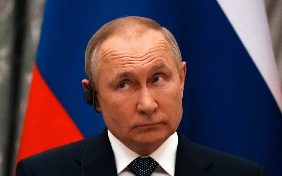 নিষেধাজ্ঞা দিয়ে রাশিয়াকে বিশ্ব থেকে বিচ্ছিন্ন করা সম্ভব না: পুতিন