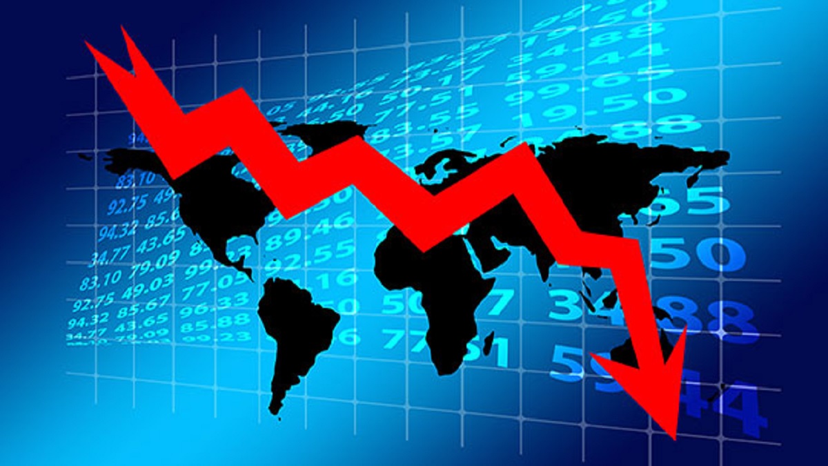 পুঁজিবাজারে টানা দরপতনে ফ্লোর প্রাইসে এসে ঠেকেছে ৩১৯টি কোম্পানি