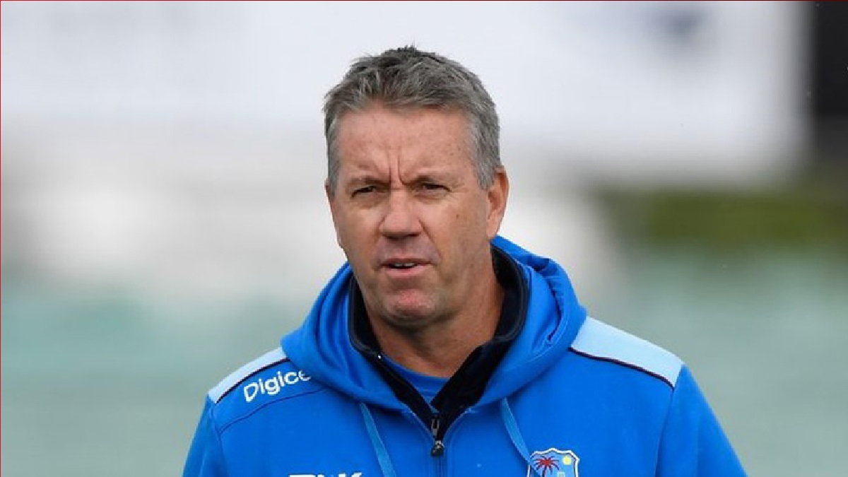 অনূর্ধ্ব-১৯ দলের কোচ হয়ে ঢাকায় এসেছেন স্টুয়ার্ট ল