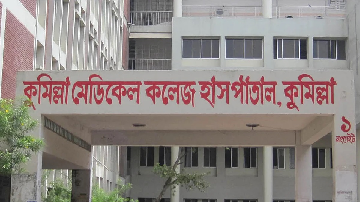 ট্রাক ওভারটেক করতে গিয়ে প্রাণ গেল যুবকের