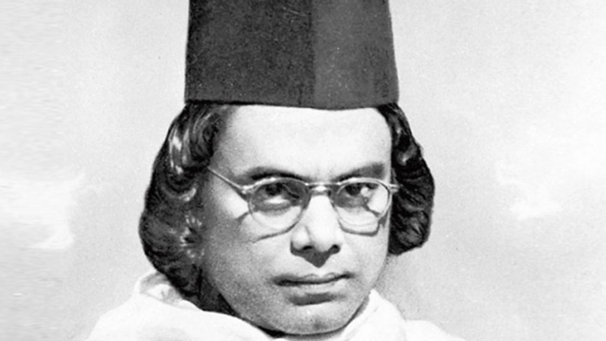 কাজী নজরুল ইসলামের মৃত্যুবার্ষিকী আজ