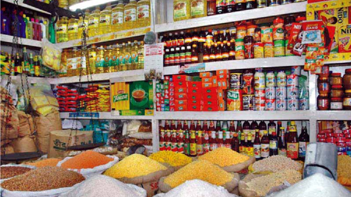 বেড়েই চলেছে দ্রব্যমূল্য, পাল্লা দিয়ে কমছে মানুষের ক্রয়ক্ষমতা