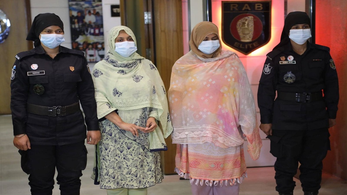 পিকে হালদারের আরও দুই নারী সহযোগী আটক