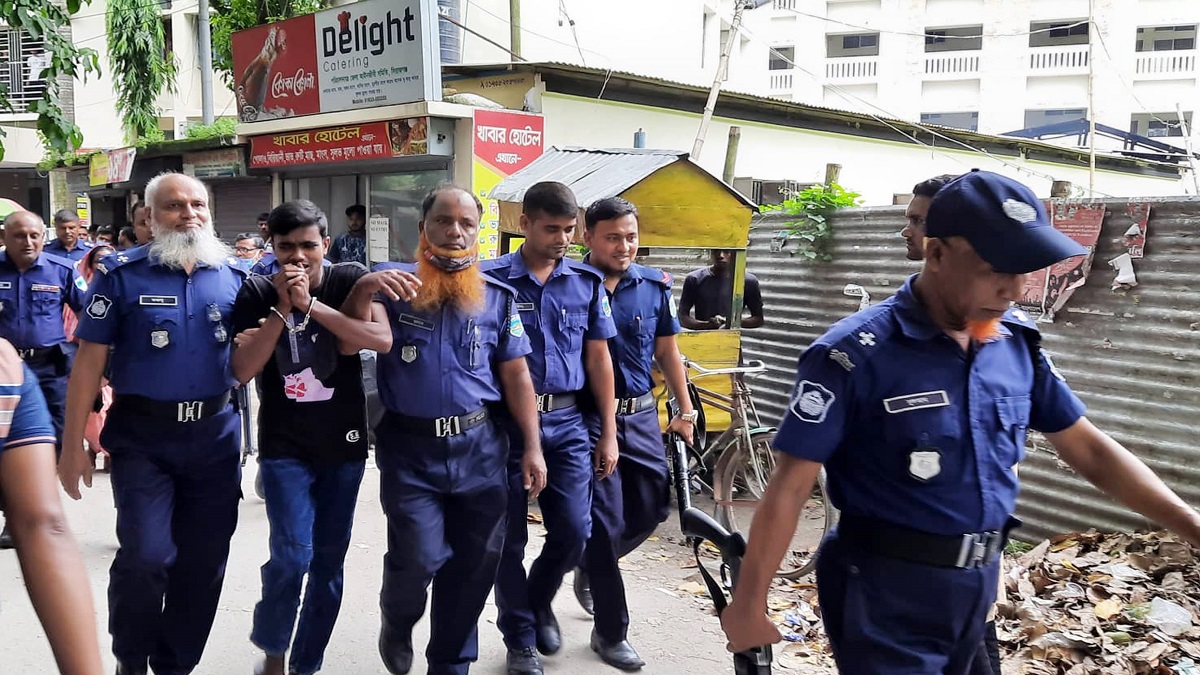 সিরাজগঞ্জে প্রেমের প্রস্তাব প্রত্যাখ্যান করায় স্কুল ছাত্রীকে খুন, ১ জনের মৃত্যুদণ্ড