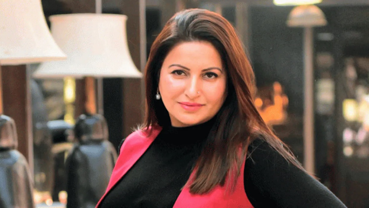 চলে গেলেন সোনালি ফোগাট