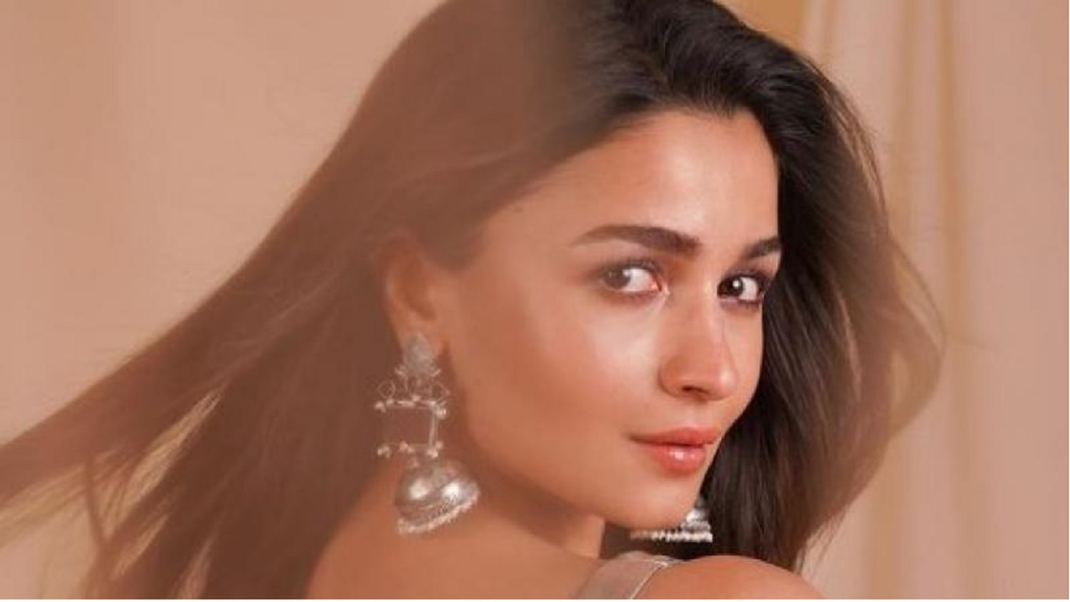 বিয়ের পর যে পরিবর্তন আসছে আলিয়ার জীবনে