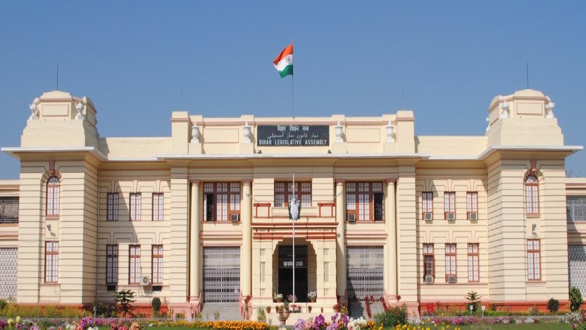 বিহারে নতুন জোট সরকার; গাটছড়া বাঁধলো জেডিইউ-আরজেডে