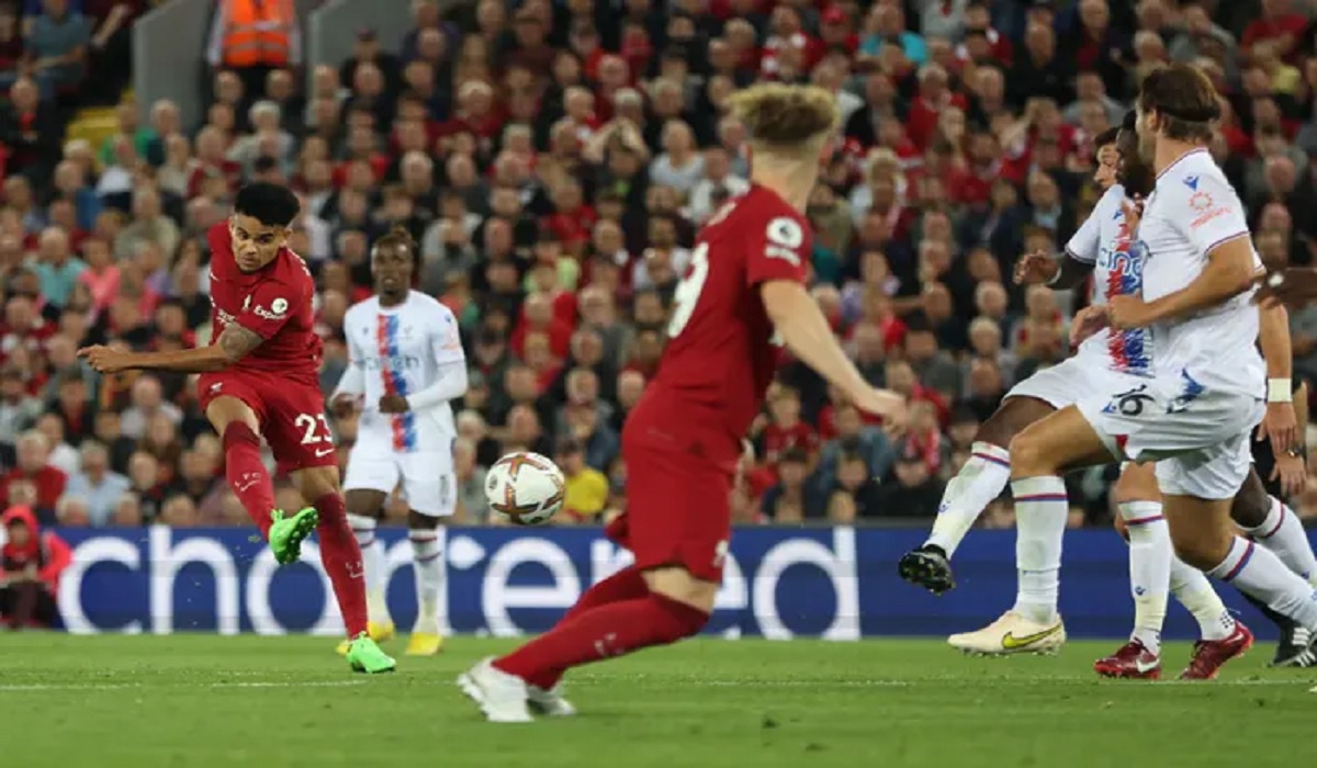 দ্বিতীয় ম্যাচেও জয়শূন্য লিভারপুল, সিটির চেয়ে এখনই ৪ পয়েন্ট পিছিয়ে