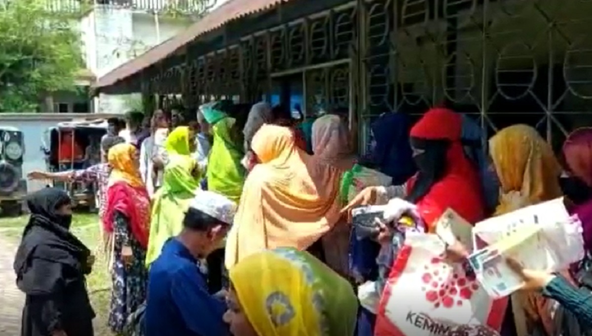 রোজা উপলক্ষ্যে টিসিবির পণ্য বিক্রি শুরু