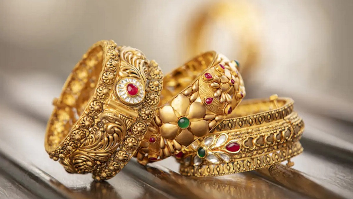 স্বর্ণের দাম আবারও কমলো