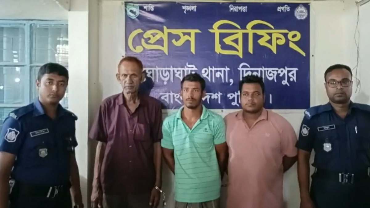 দিনাজপুরে নিরাপত্তা প্রহরীকে গলাকেটে হত্যার ঘটনায় গ্রেফতার ৩