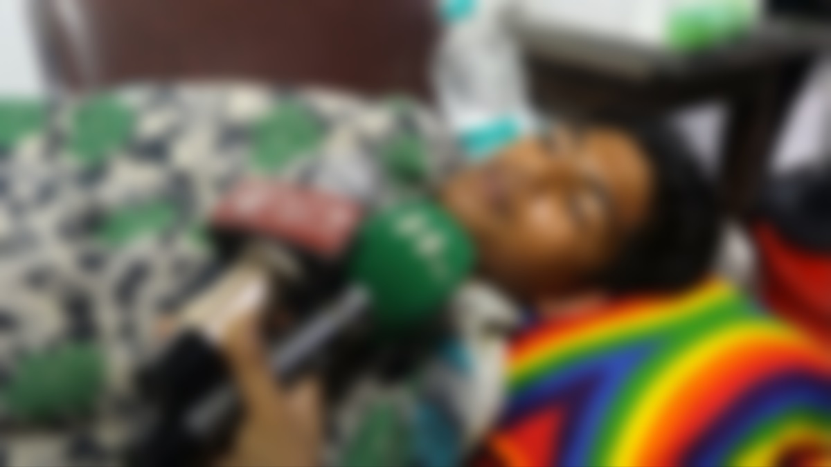 বিদ্যালয়ের ল্যাব অপারেটরের মারধরে আহত শিক্ষার্থী হাসপাতালে