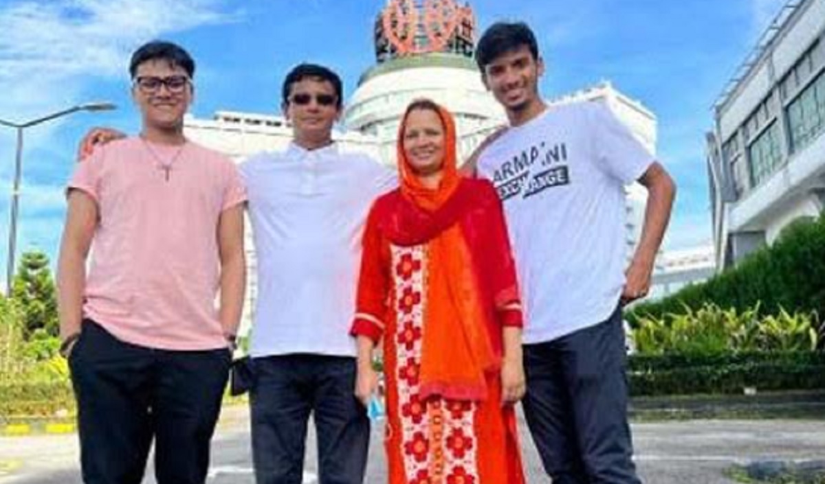 মেক্সিকোয় পানিতে ডুবে ছেলের মৃত্যু, মালয়েশিয়ায় থাকা পরিবার বিপাকে