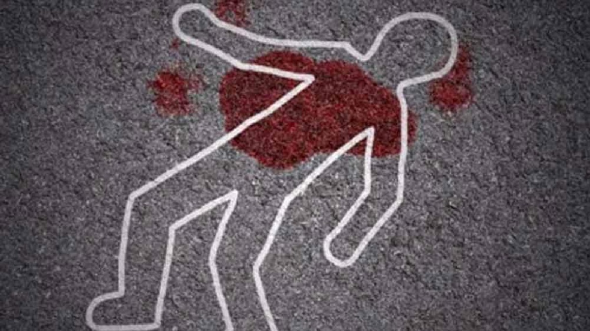 মায়ের হেনস্তাকারী মদ্যপকে পিটিয়ে হত্যা করলো যুবক