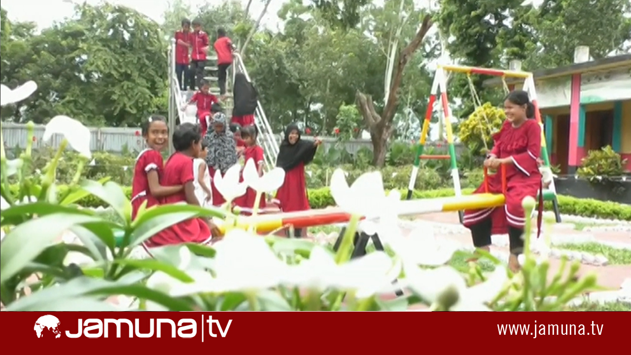 নীলফামারীতে ভিন্ন আঙ্গিকে সেজেছে প্রাথমিক বিদ্যালয়ের আঙ্গিনা