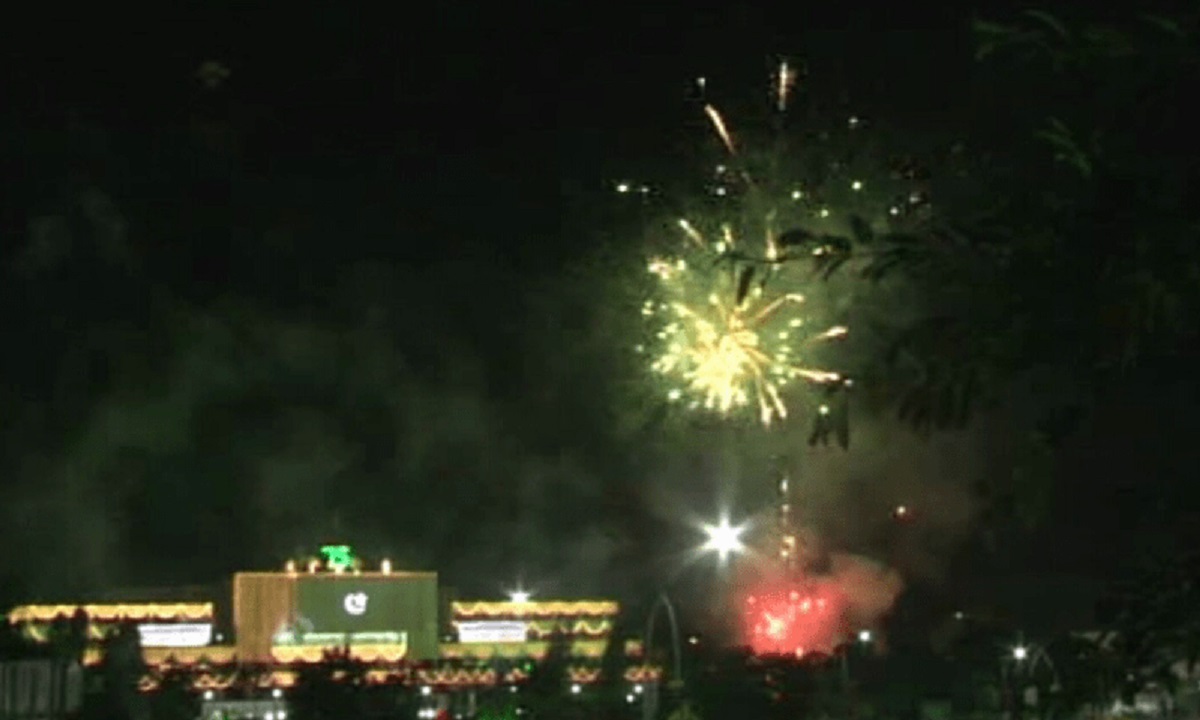 পাকিস্তানে গুলি ছুড়ে স্বাধীনতা দিবস উদযাপনের ঘটনায় নিহত ১, শিশুসহ আহত ৫৭